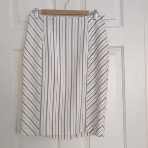Women’s etcetera skirt. Size 10.